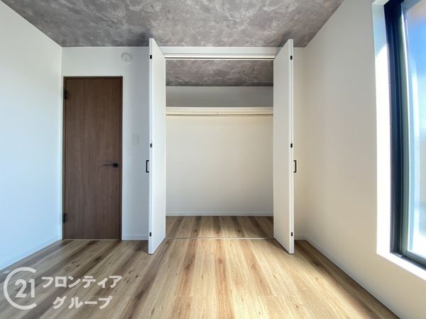 姫路市飾磨区阿成渡場　新築一戸建て　全３区画　１号棟