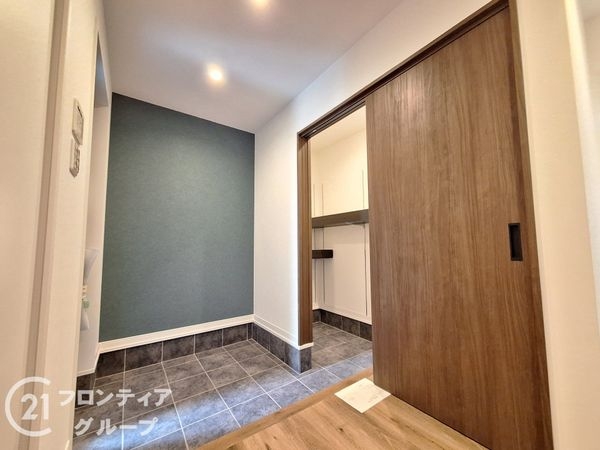 姫路市飾磨区阿成渡場　新築一戸建て　全３区画　１号棟