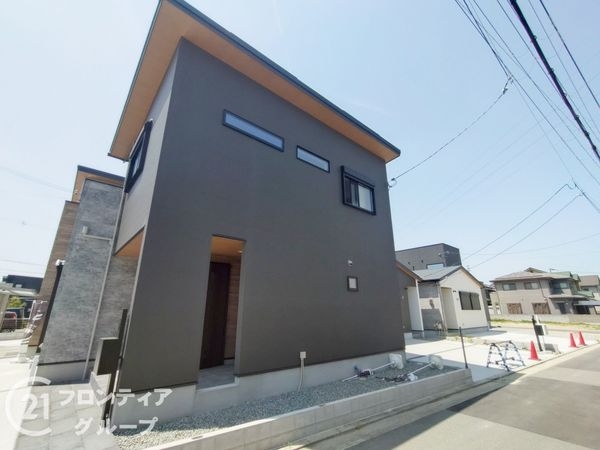 姫路市飾磨区阿成渡場　新築一戸建て　全３区画　１号棟