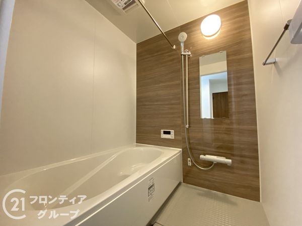 姫路市飾磨区阿成渡場　新築一戸建て　全３区画　１号棟