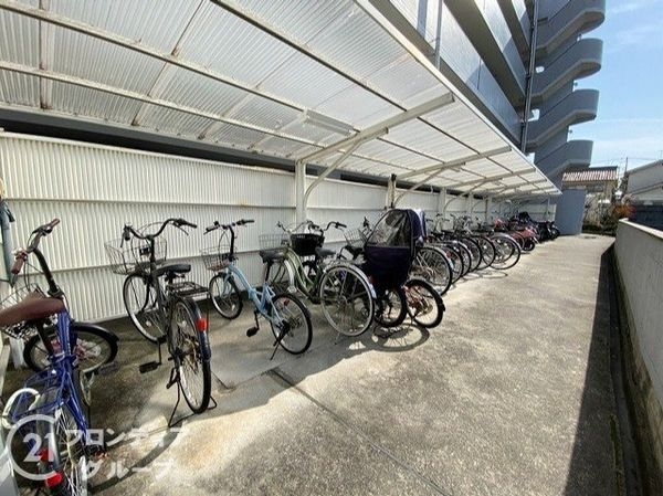 ロワイヤル安室　中古マンション