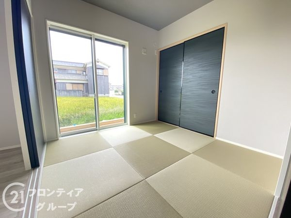 姫路市花田町小川　新築一戸建て　２号棟