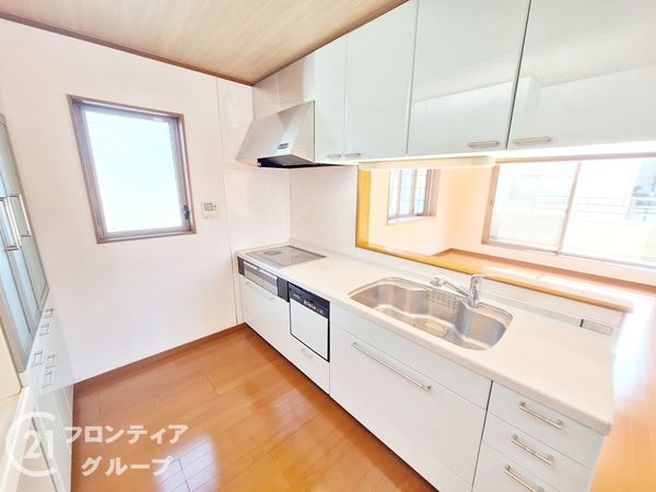 加古川市別府町新野辺北町５丁目中古一戸建て