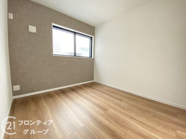 姫路市飾磨区阿成渡場　新築一戸建て　全３区画　2号棟