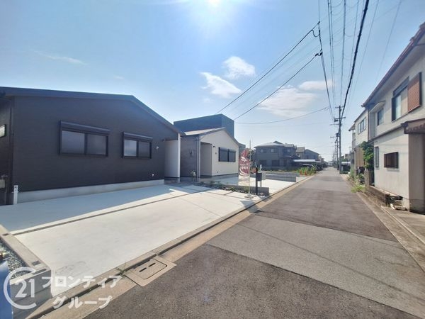 姫路市飾磨区阿成渡場　新築一戸建て　全３区画　2号棟