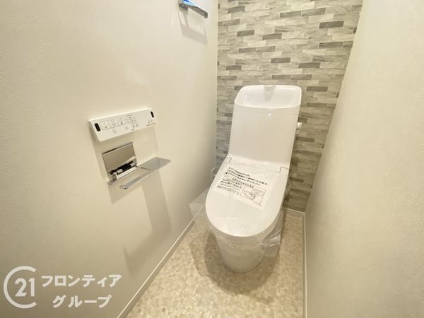 姫路市飾磨区阿成渡場　新築一戸建て　全３区画　2号棟