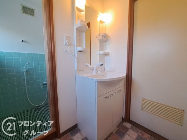 高砂市米田町島の中古一戸建て