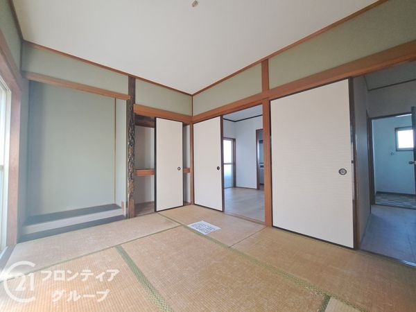 高砂市米田町島の中古一戸建て