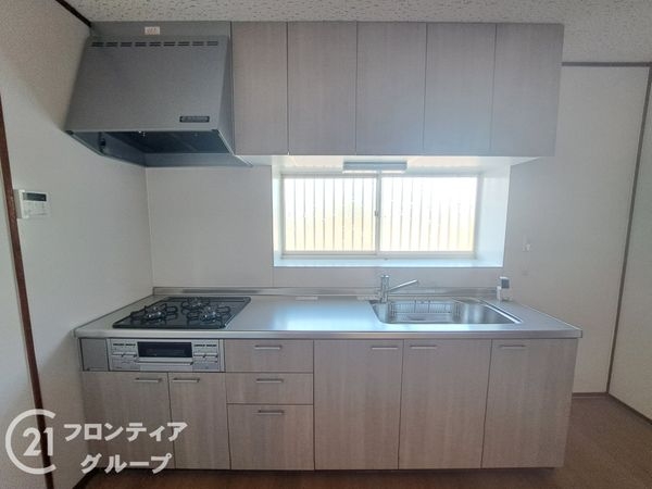 高砂市米田町島　中古一戸建て