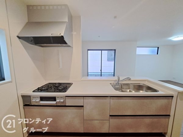 姫路市広畑区則直　新築一戸建て　1号棟
