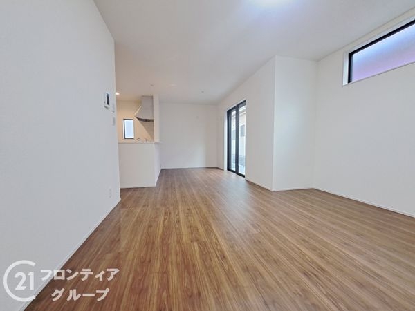 姫路市広畑区則直　新築一戸建て　1号棟