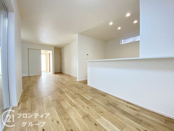 加古川市別府町新野辺北町２丁目　新築一戸建て　第１４　４号棟