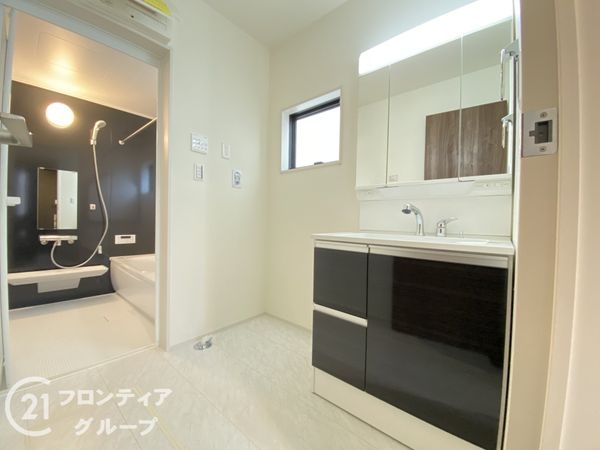 姫路市継　新築一戸建て　６期　２号棟