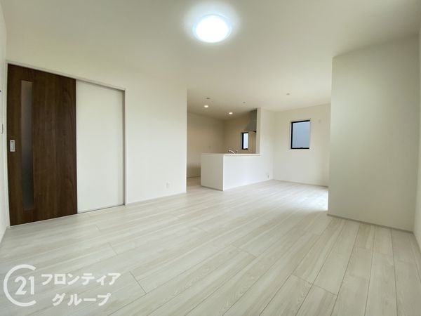姫路市継　新築一戸建て　６期　２号棟
