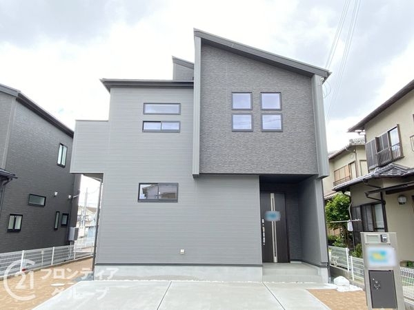 加古川市新神野８丁目　新築一戸建て　３号棟