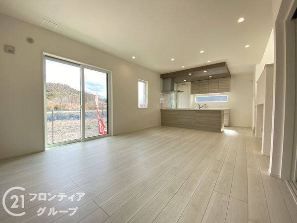 姫路市継　新築一戸建て　３号棟