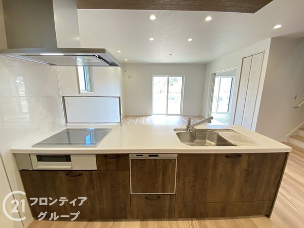 姫路市継　新築一戸建て　２号棟