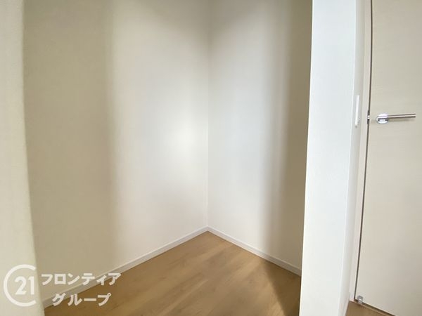 加古川市平岡町新在家　新築一戸建て　９期　２号棟
