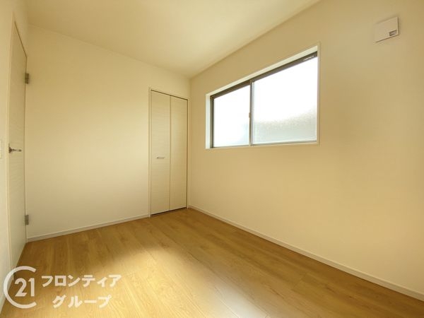 加古川市平岡町新在家　新築一戸建て　９期　２号棟