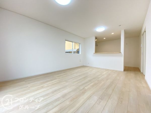 高砂市梅井１丁目　新築一戸建て　第８　２号棟