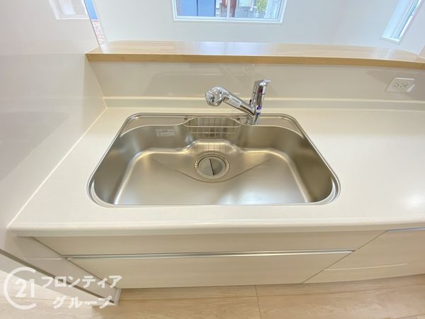 高砂市梅井１丁目　新築一戸建て　第８　１号棟