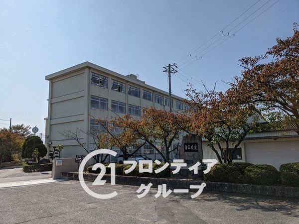 加古川市平岡町土山 新築一戸建て 第21 全1区画(加古川市立平岡中学校)
