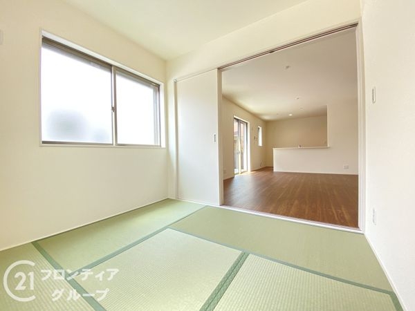 加古川市米田町平津　新築一戸建て　１号棟