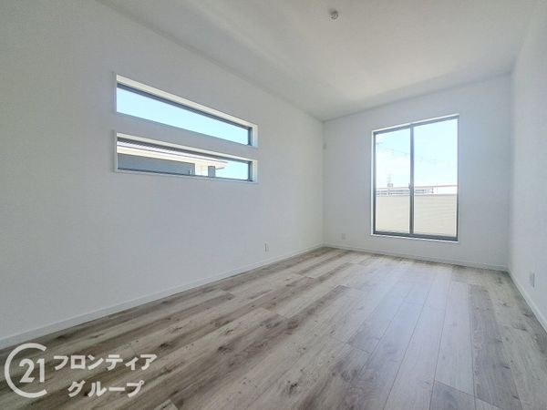 加古川市平岡町八反田　新築一戸建て　８号地