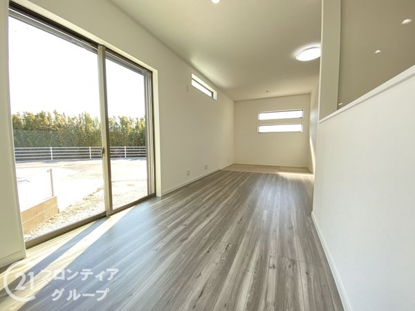 加古川市平岡町八反田　新築一戸建て　８号地