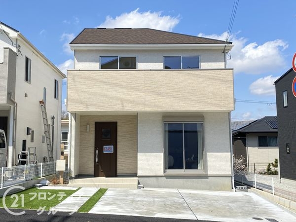 三木市緑が丘町西３丁目　新築一戸建て　2号棟