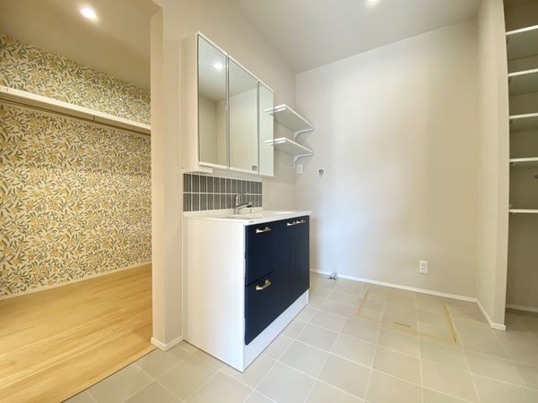三木市志染町青山6丁目　新築一戸建て