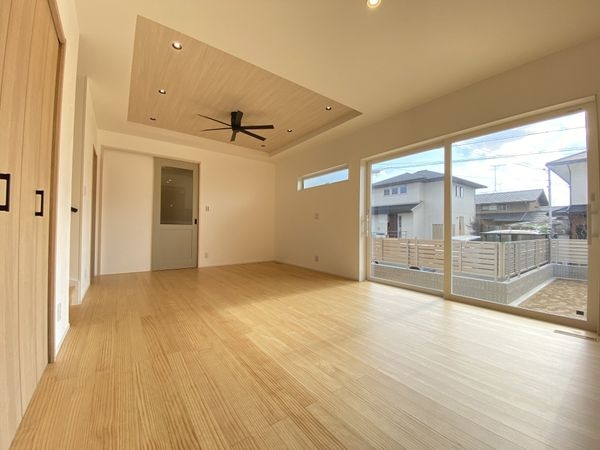 三木市志染町青山6丁目　新築一戸建て