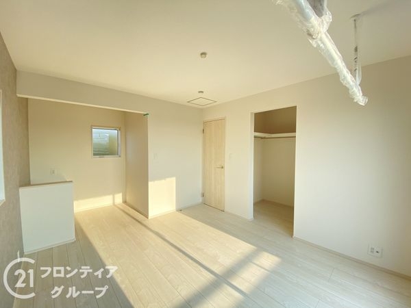 三木市緑が丘町本町１丁目　新築一戸建て　２期　２号棟