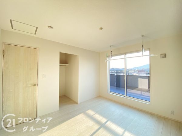 三木市緑が丘町本町１丁目　新築一戸建て　２期　２号棟