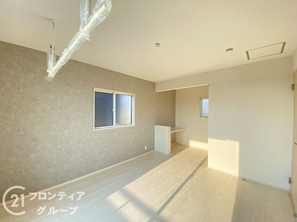 三木市緑が丘町本町１丁目　新築一戸建て　２期　２号棟