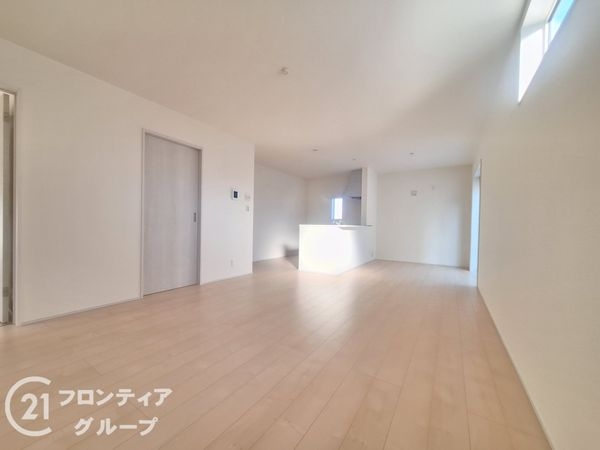 加古川市別府町新野辺北町５丁目　新築一戸建て　６期　１号棟