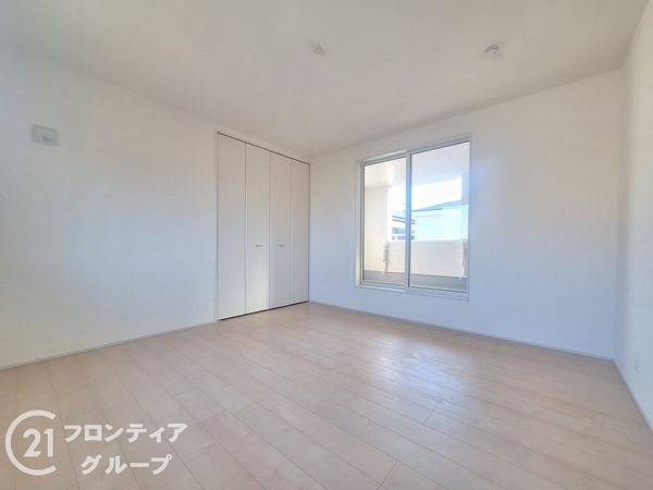 加古川市別府町新野辺北町５丁目　新築一戸建て　６期　３号棟
