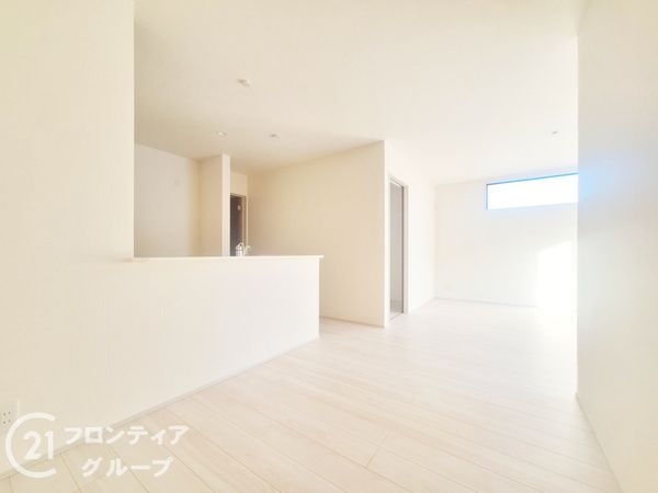 加古川市別府町新野辺北町５丁目　新築一戸建て　６期　３号棟