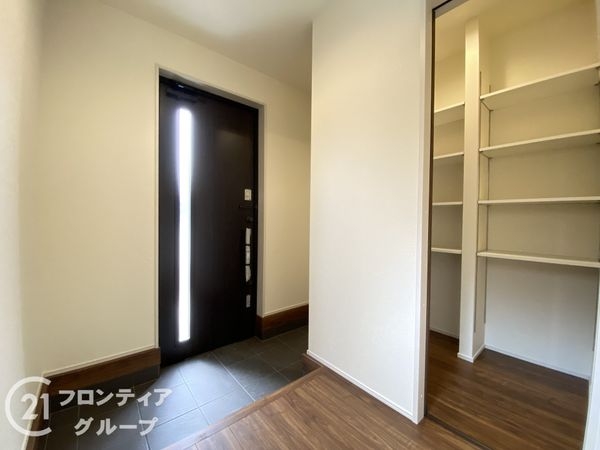 姫路市飾磨区中島　新築一戸建て　５期　２号棟