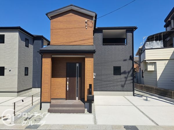 姫路市飾磨区中島　新築一戸建て　５期　２号棟