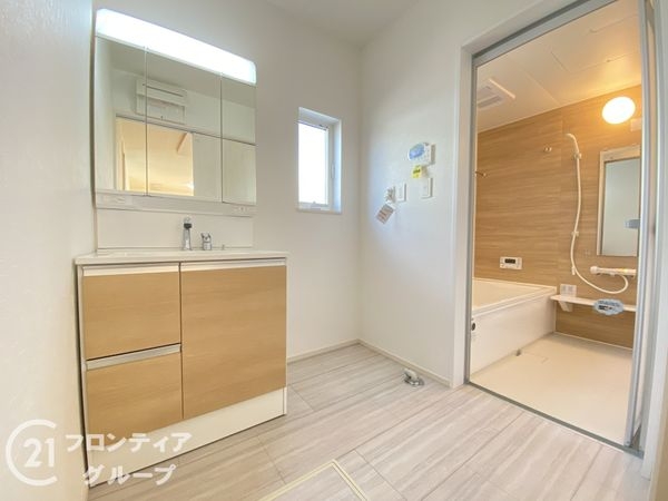 加古郡播磨町南大中１丁目　新築一戸建て　第４　２号棟