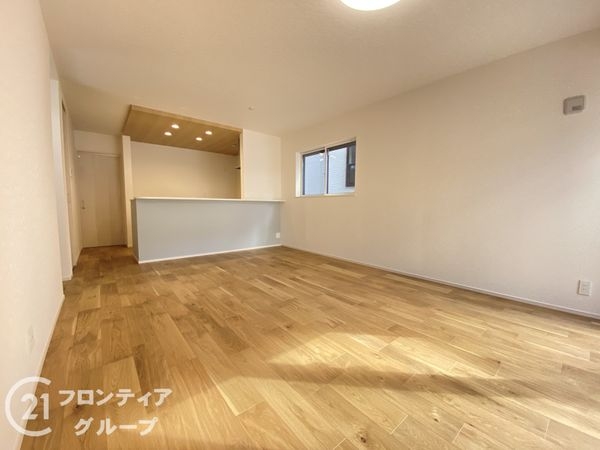 加古郡播磨町南大中１丁目　新築一戸建て　第４　２号棟