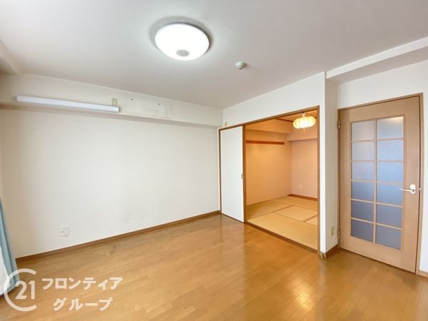 ディアエスタ・ミオ別府ラフィナス 中古マンション(リビング)