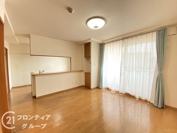 ディアエスタ・ミオ別府ラフィナス 中古マンション(リビング)