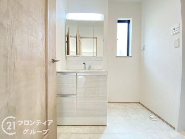三木市緑が丘町中１丁目　新築一戸建て　全1区画