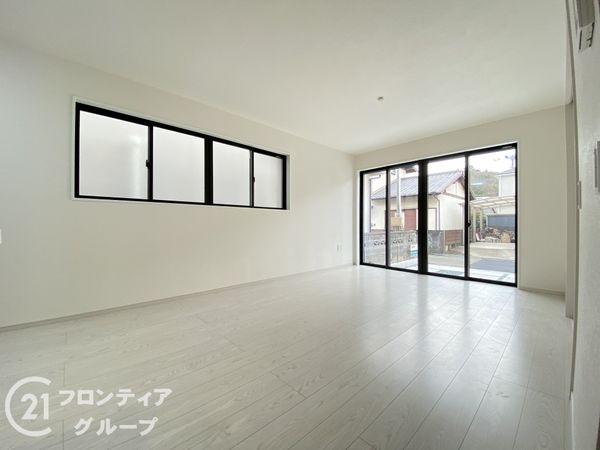 姫路市西今宿６丁目　新築一戸建て　１期　２号棟