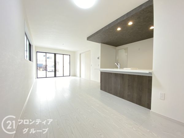姫路市西今宿６丁目　新築一戸建て　１期　２号棟