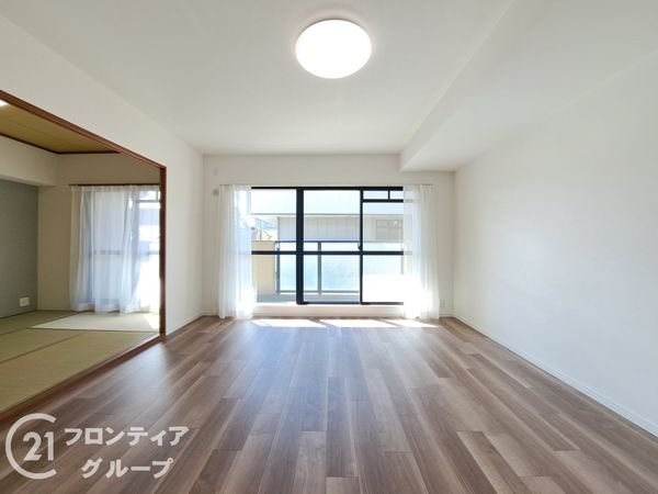 パレ・ロワイヤル南新在家　中古マンション
