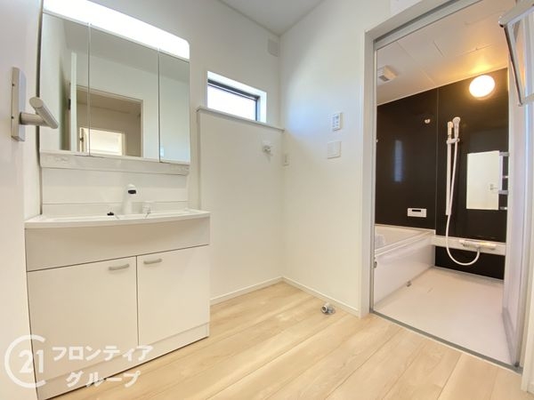 高砂市伊保港町２丁目　新築一戸建て　第1　2号棟