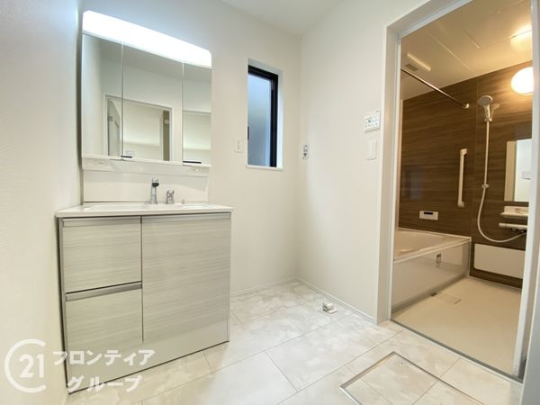 加古川市野口町古大内　新築一戸建て　B号棟